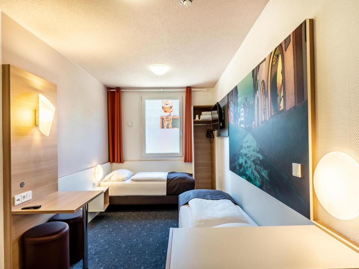 B&B Hotel Freiburg-Nord Friburgo em Brisgóvia Exterior foto