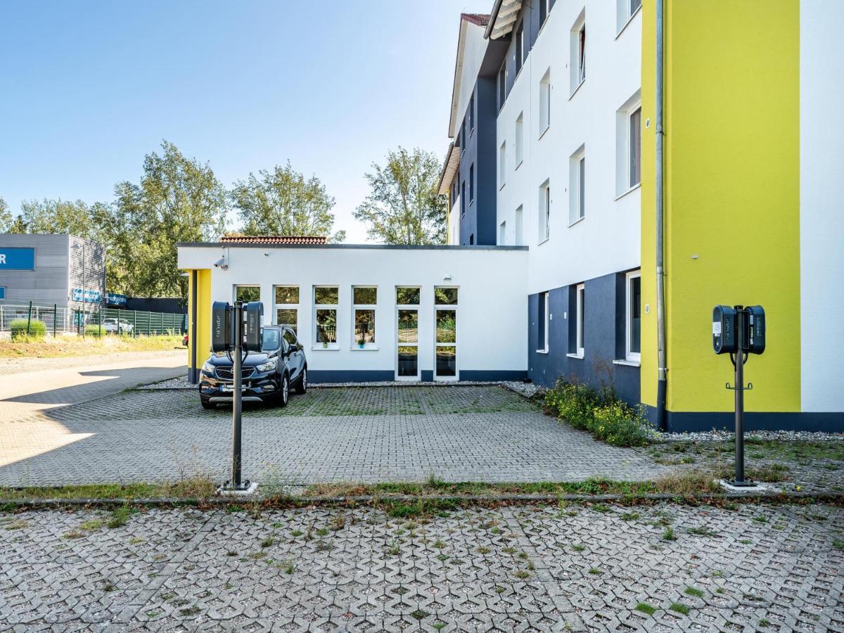 B&B Hotel Freiburg-Nord Friburgo em Brisgóvia Exterior foto
