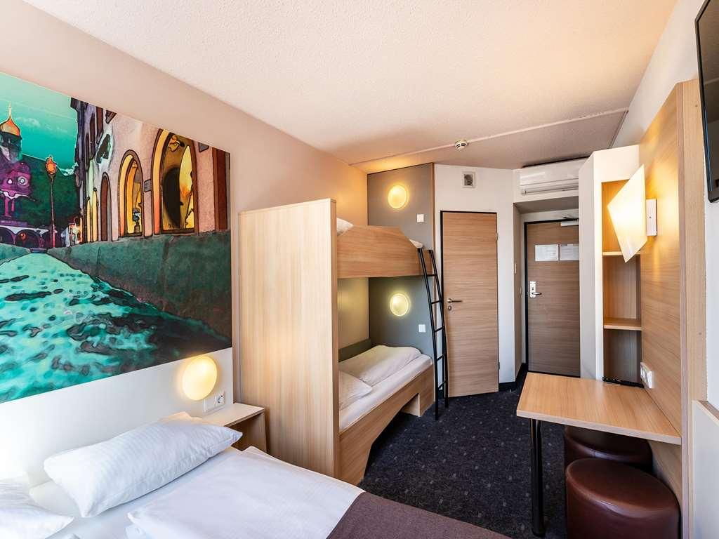 B&B Hotel Freiburg-Nord Friburgo em Brisgóvia Quarto foto